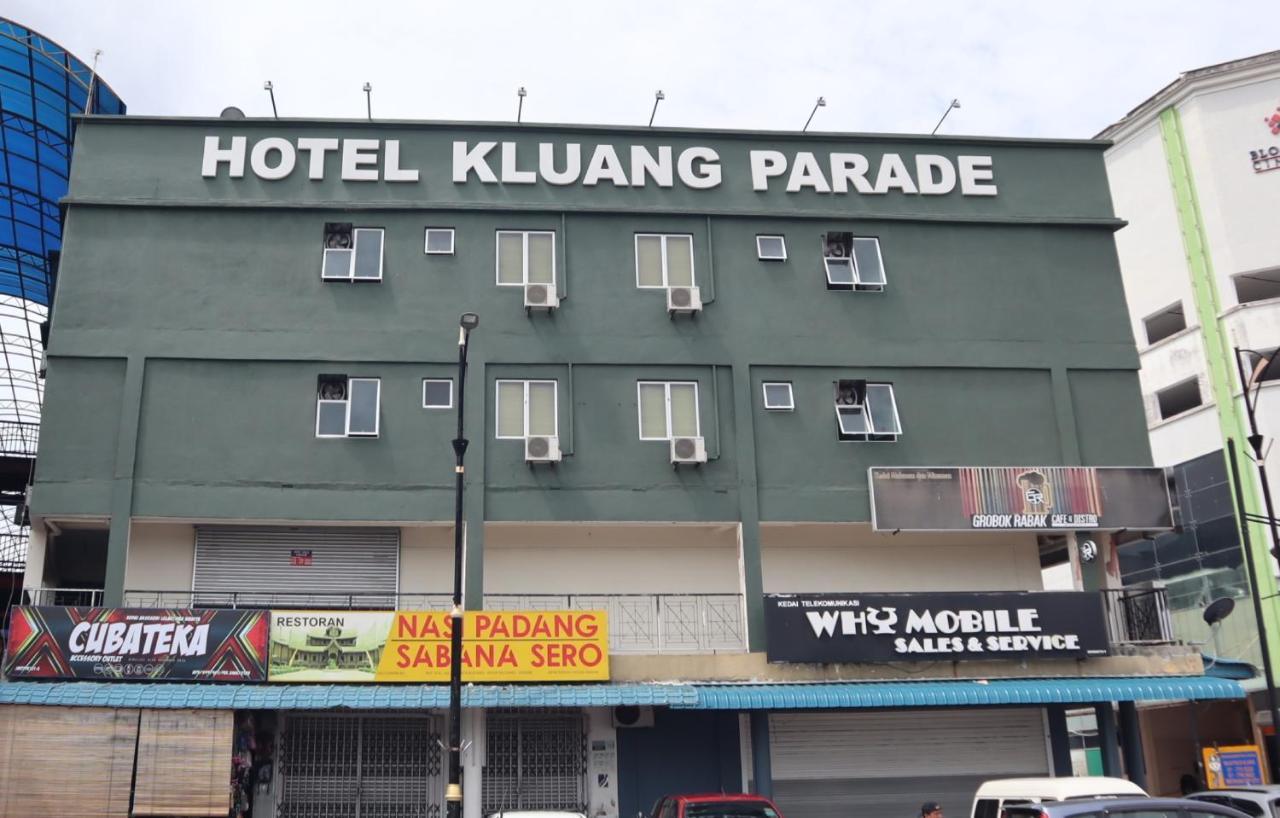 Room V At Kluang Parade Near Bus Stop Keluang Exterior foto