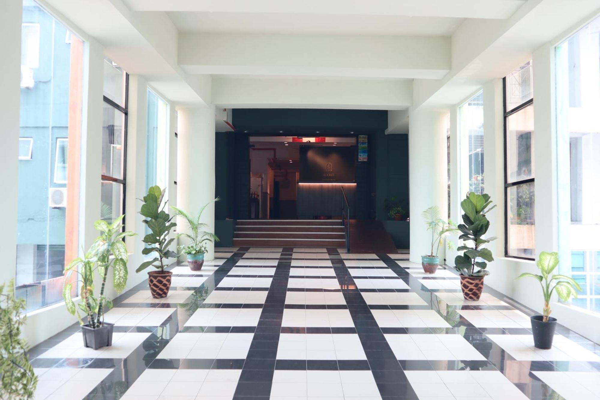 Room V At Kluang Parade Near Bus Stop Keluang Exterior foto